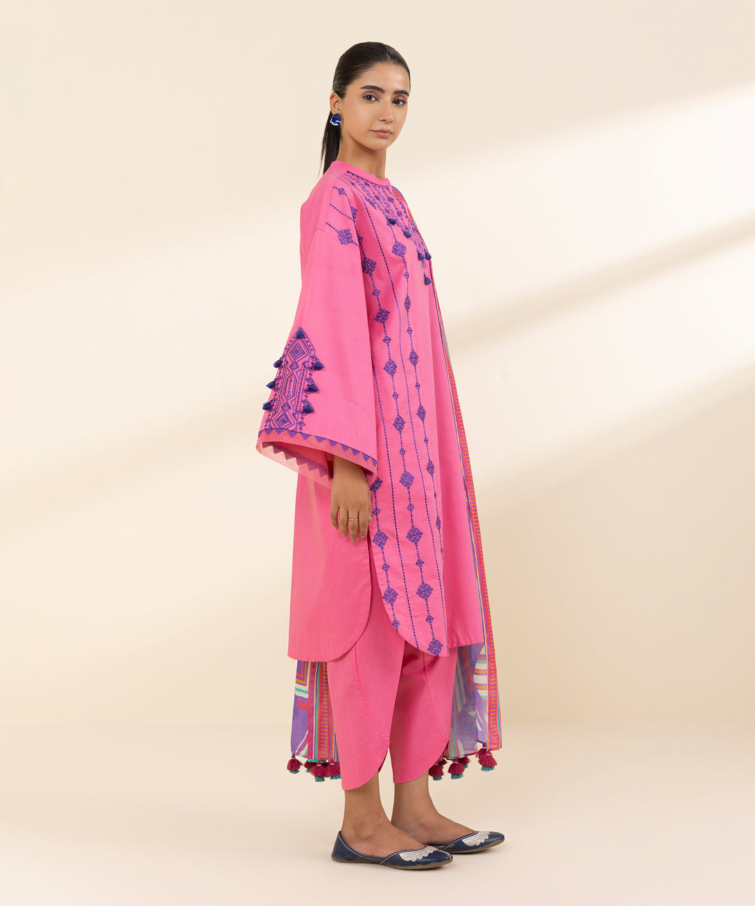 Women's Unstitched Lawn Embroidered Pink 2 Piece Suit