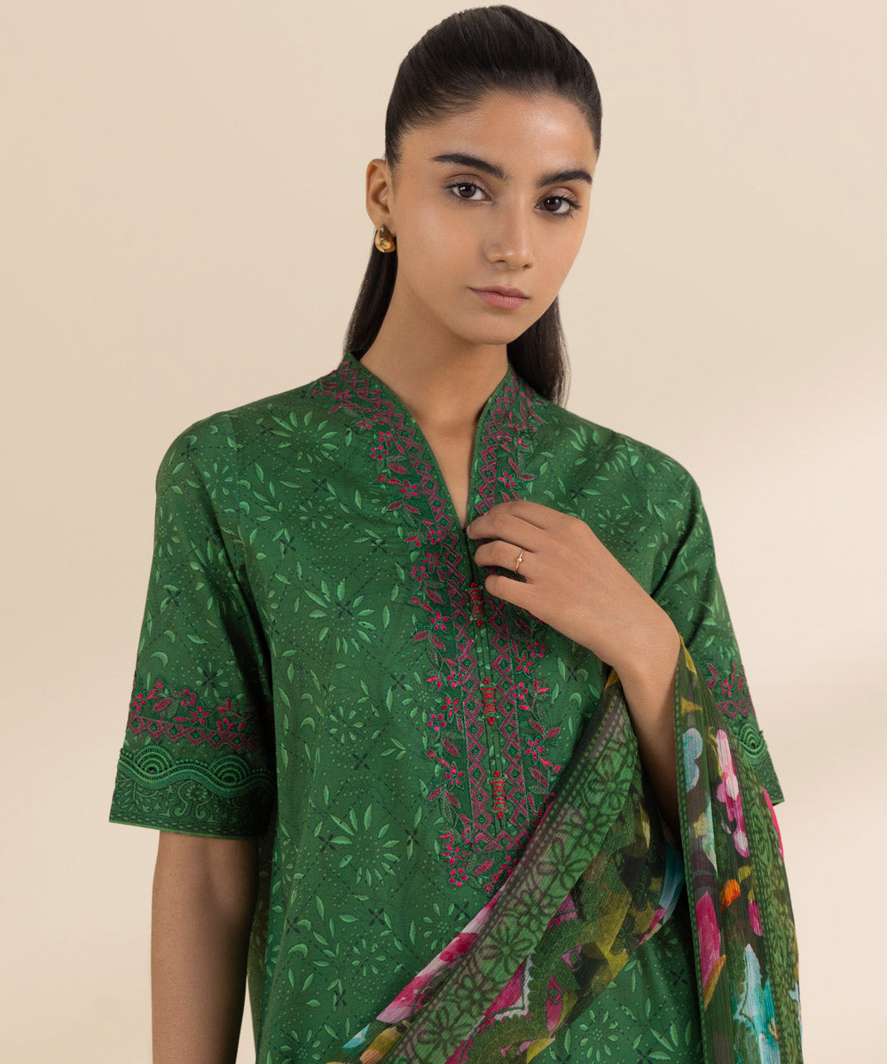 Women's Unstitched Lawn Embroidered Green 2 Piece Suit