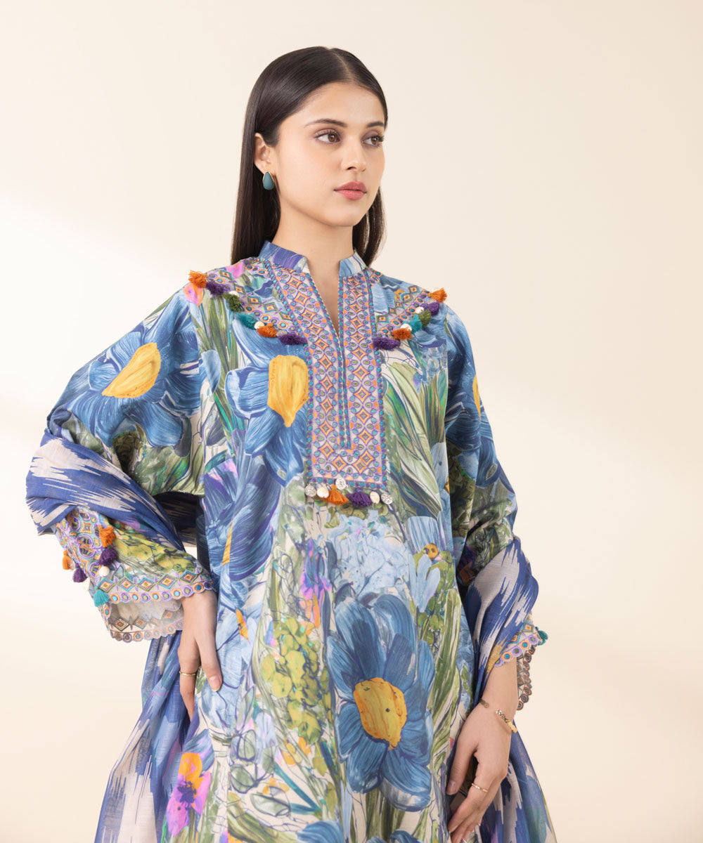 Unstitched Women's Embroidered Lawn Multi Three Piece Suit 