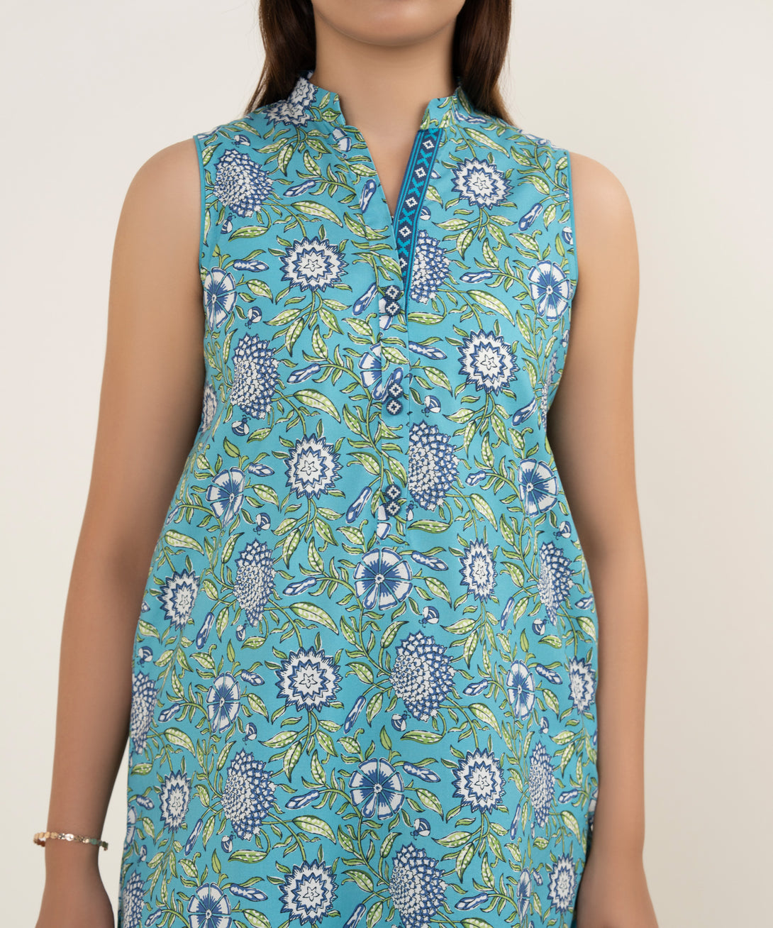 Women's Unstitched Lawn Printed Multi 2 Piece Suit