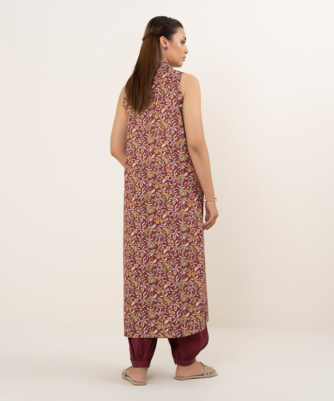 Women's Unstitched Lawn Printed Maroon 2 Piece Suit