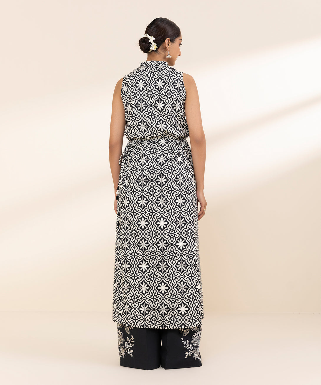 Women's Unstitched Lawn Embroidered Black 2 Piece Suit
