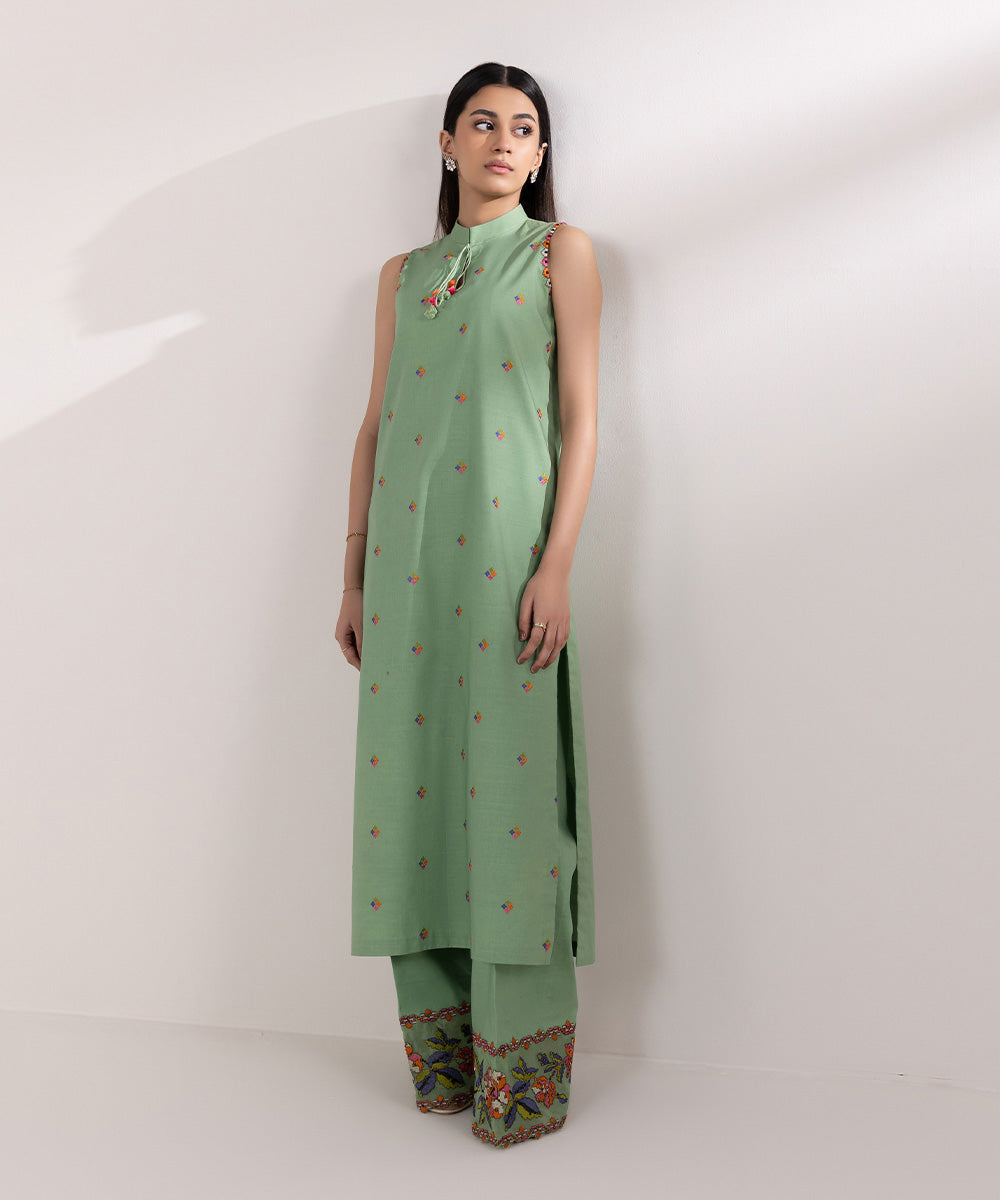 Women's Unstitched Slub Cambric Embroidered Green 2 Piece Suit