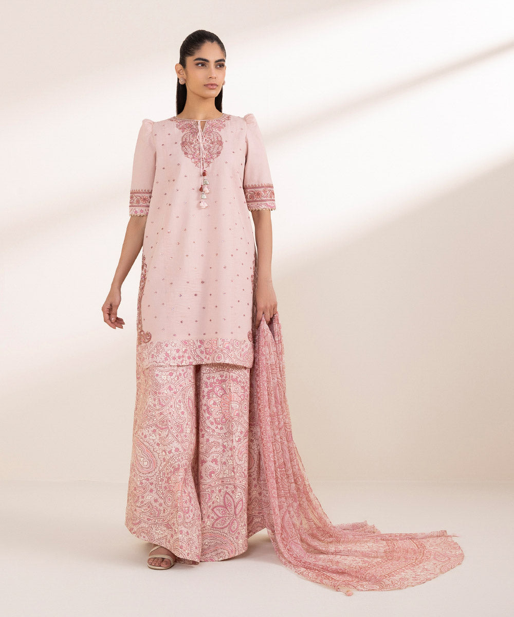 Unstitched Women's Embroidered Textured Lawn Pink Three Piece Suit 