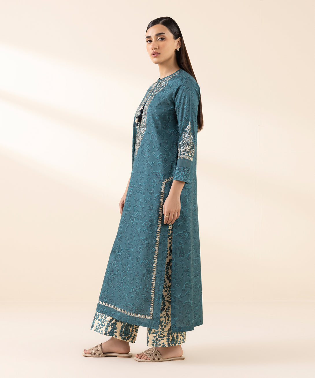 Women's Unstitched Lawn Embroidered Blue 2 Piece Suit
