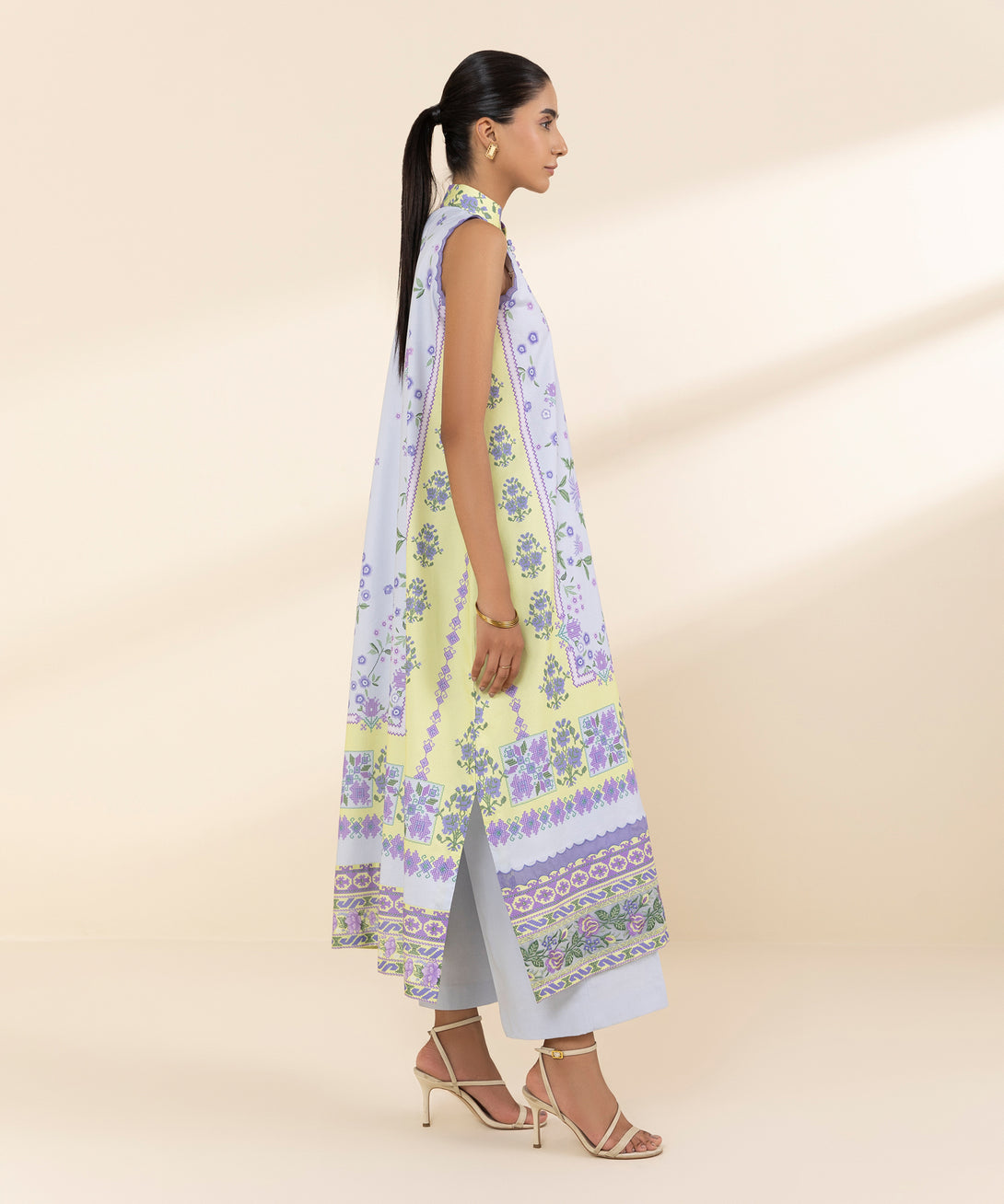 Women's Unstitched Lawn Embroidered Blue 2 Piece Suit