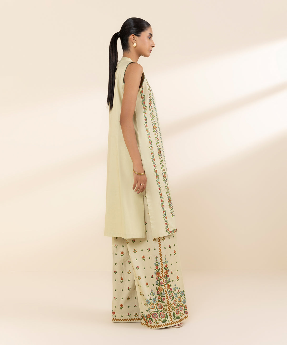 Women's Unstitched Lawn Embroidered Multi 2 Piece Suit