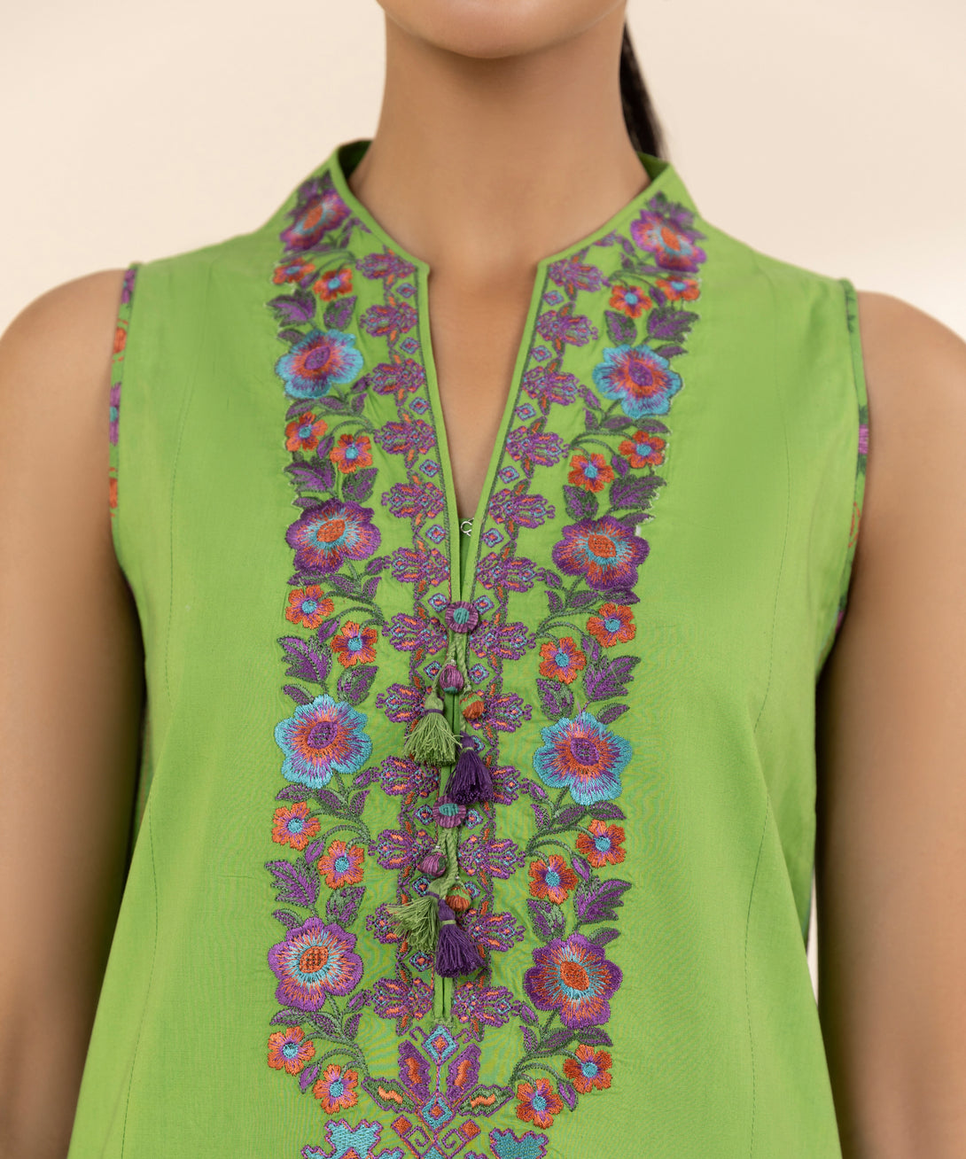 Women's Unstitched Lawn Embroidered Green 2 Piece Suit