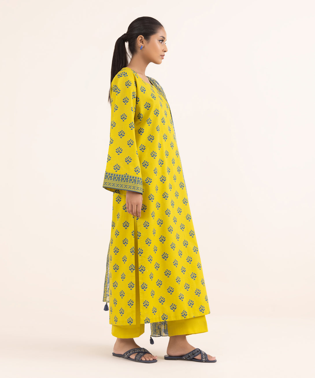 Women's Unstitched Lawn Printed Yellow 3 Piece Suit