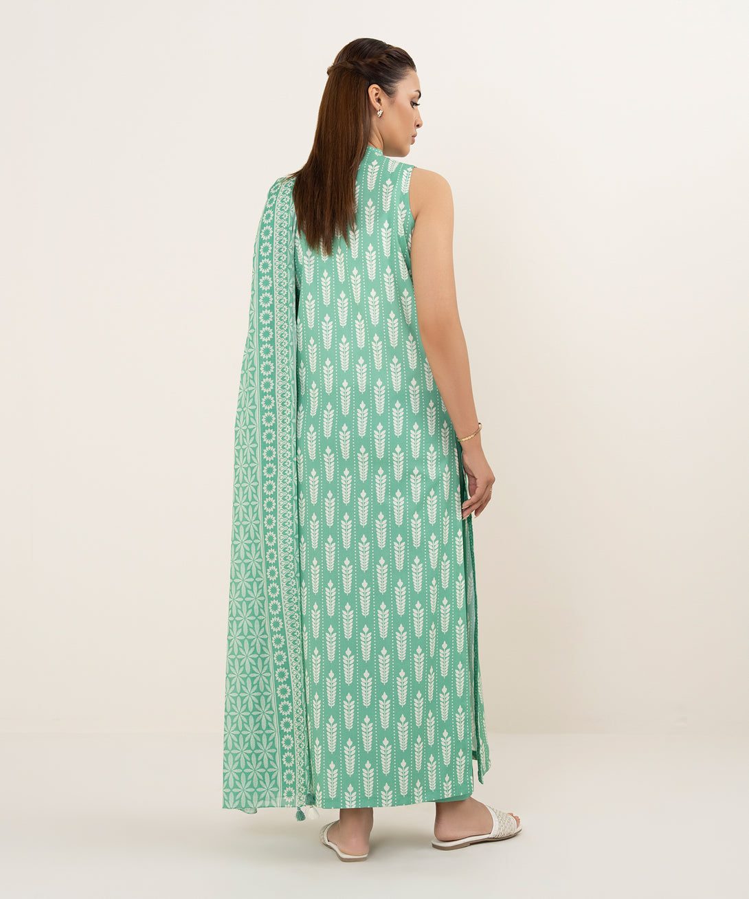 Women's Unstitched Lawn Printed Multi 3 Piece Suit