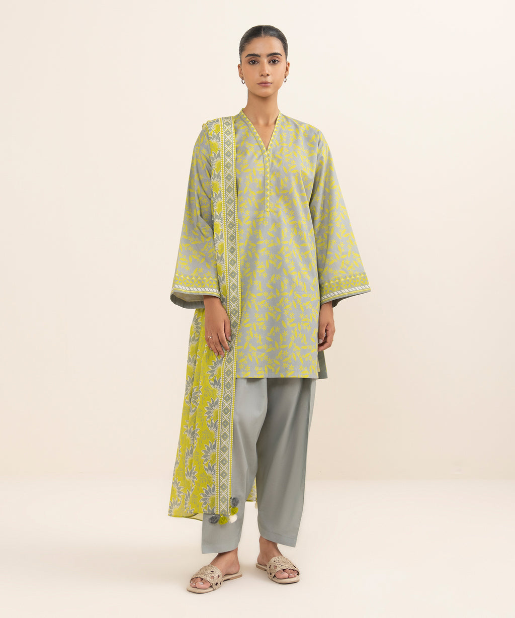 Women's Unstitched Lawn Printed Multi 3 Piece Suit