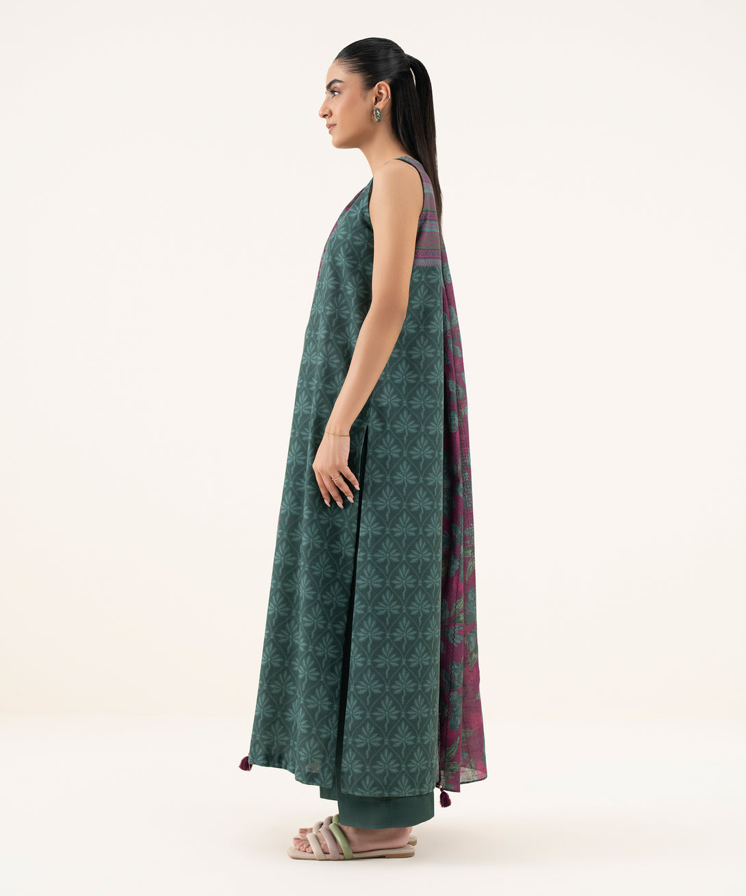 Women's Unstitched Light Khaddar Printed Green Three Piece Suit