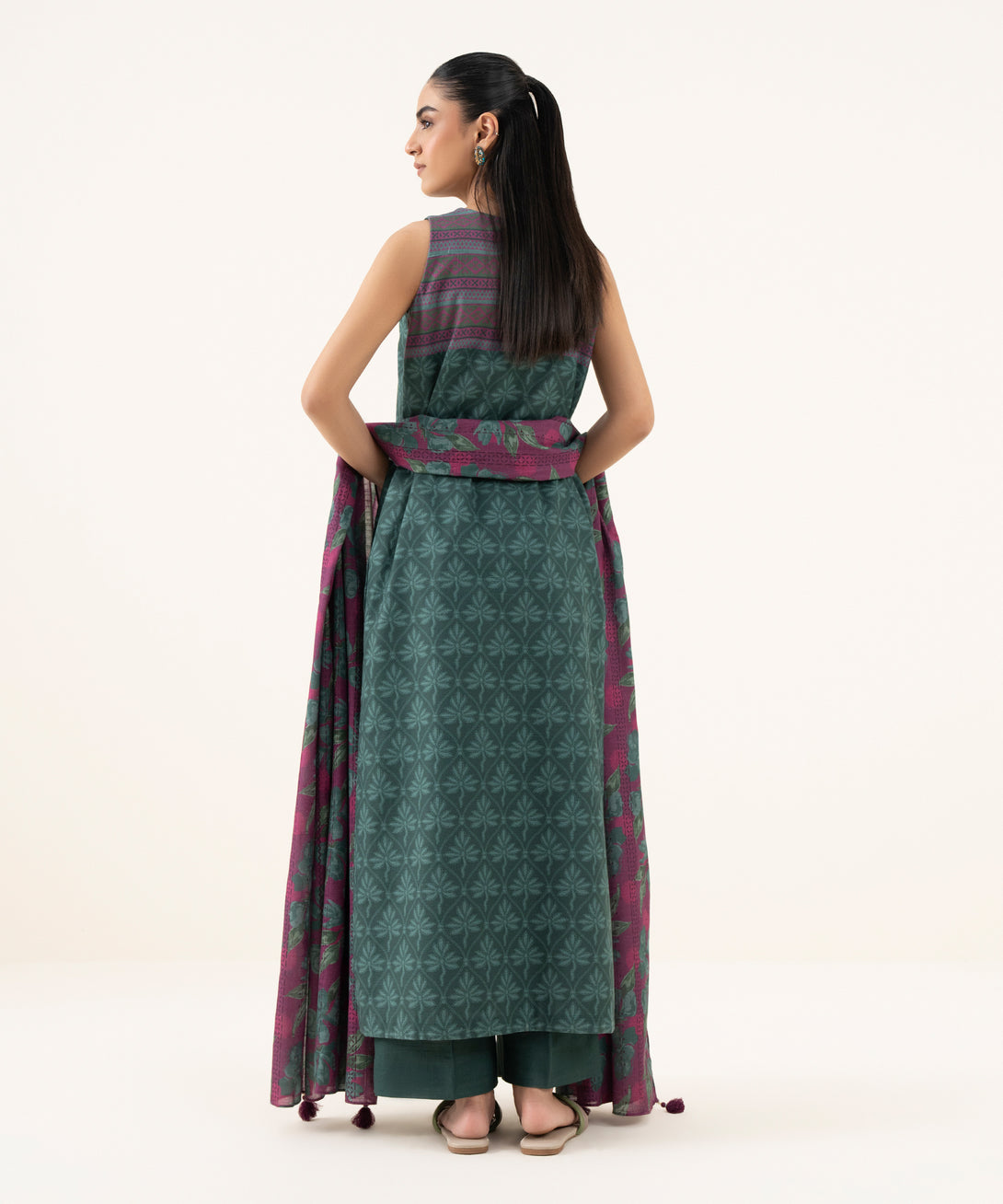 Women's Unstitched Light Khaddar Printed Green Three Piece Suit