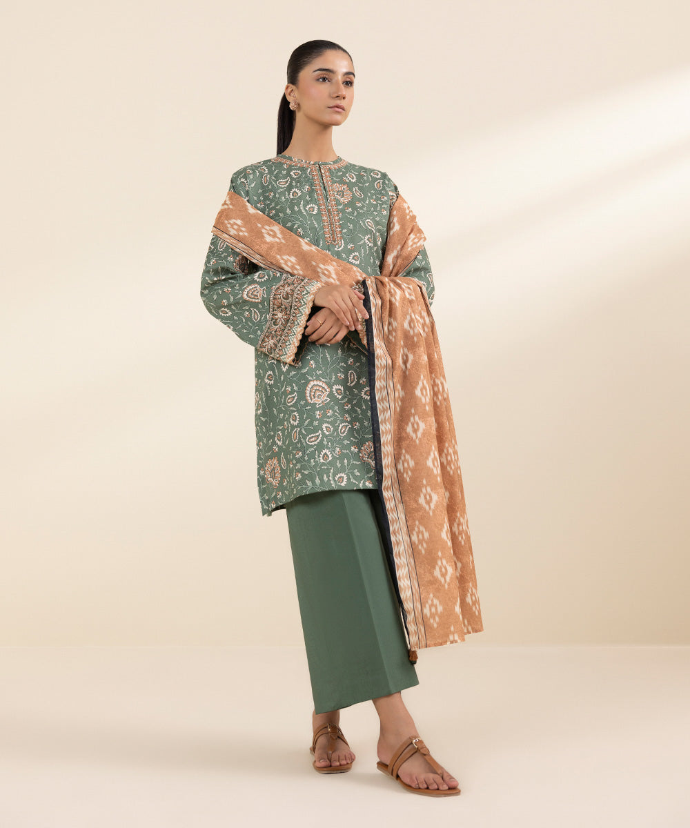 Women's Unstitched Lawn Green Embroidered 3 Piece Suit