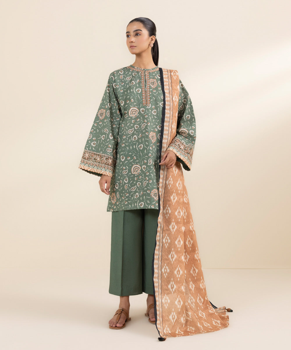 Women's Unstitched Lawn Green Embroidered 3 Piece Suit