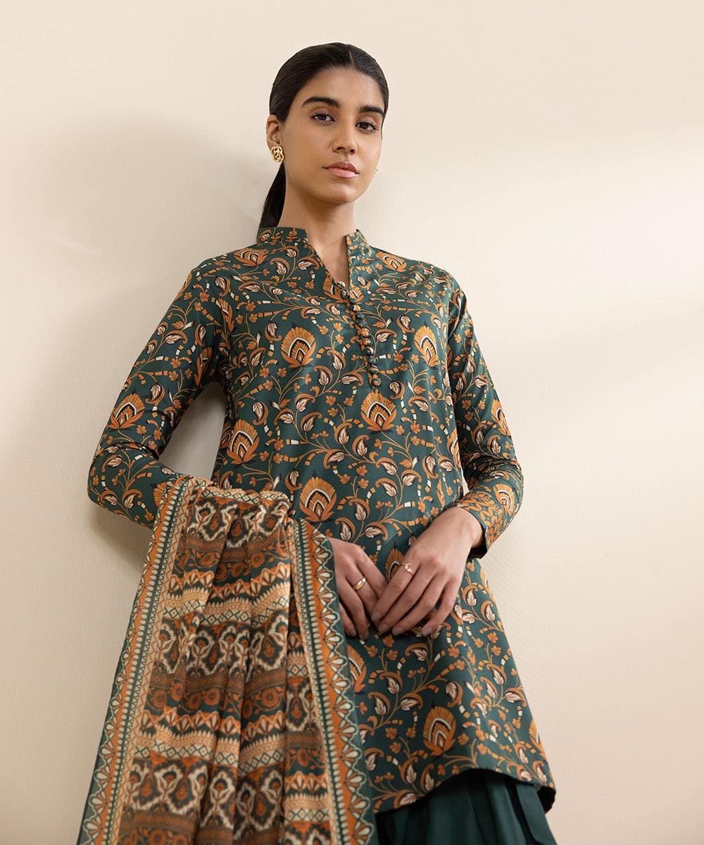 Women's Unstitched Lawn Green Printed 3 Piece Suit