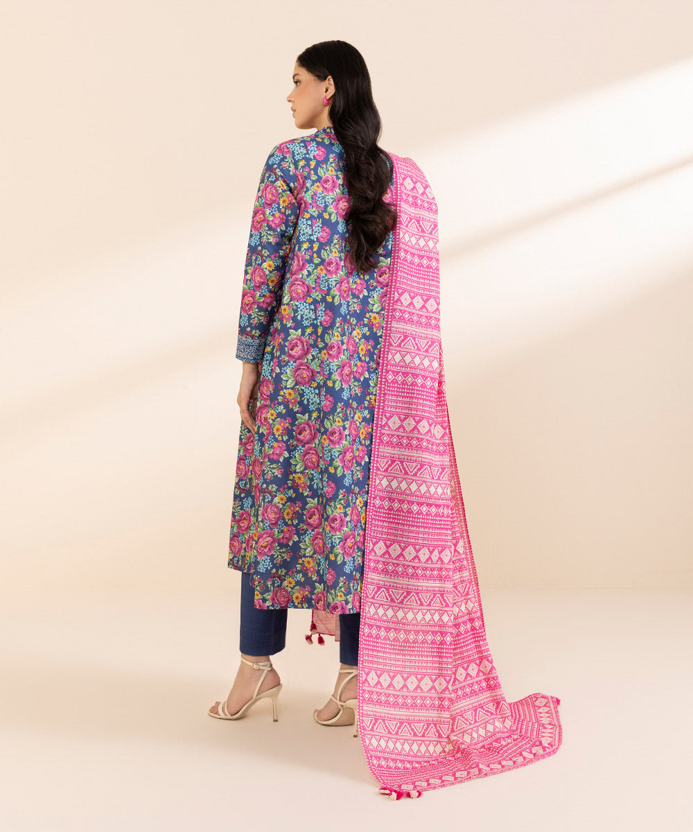 Women's Unstitched Light Khaddar Printed Multi 3 Piece Suit