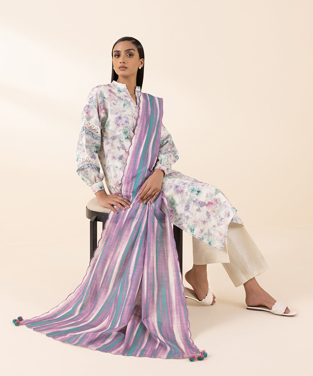 3 Piece - Printed Khaddar Suit