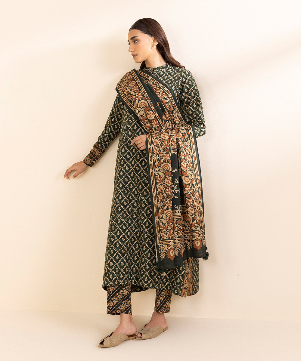 Women's Unstitched Khaddar Printed Green 3 Piece Suit