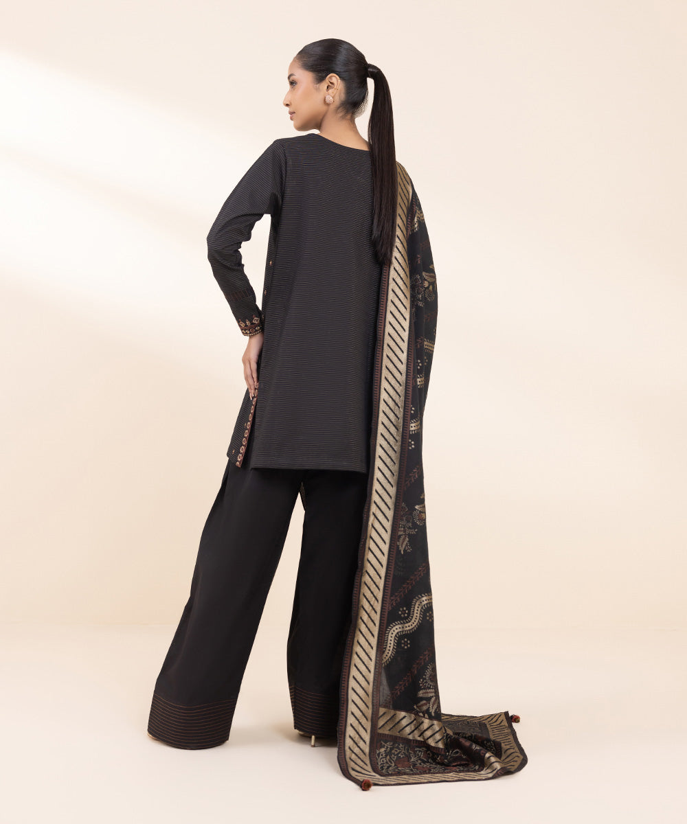 Women's Unstitched Zari Khaddar Embroidered Black 3 Piece Suit