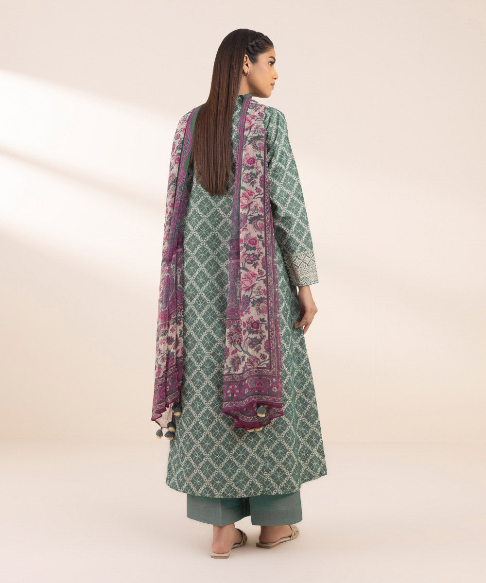 Women's Unstitched Zari Lawn Printed Green 3 Piece Suit