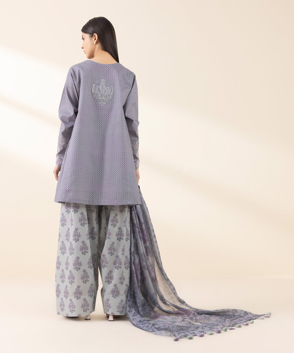 Unstitched Women's Embroidered Lawn Grey Three Piece Suit 