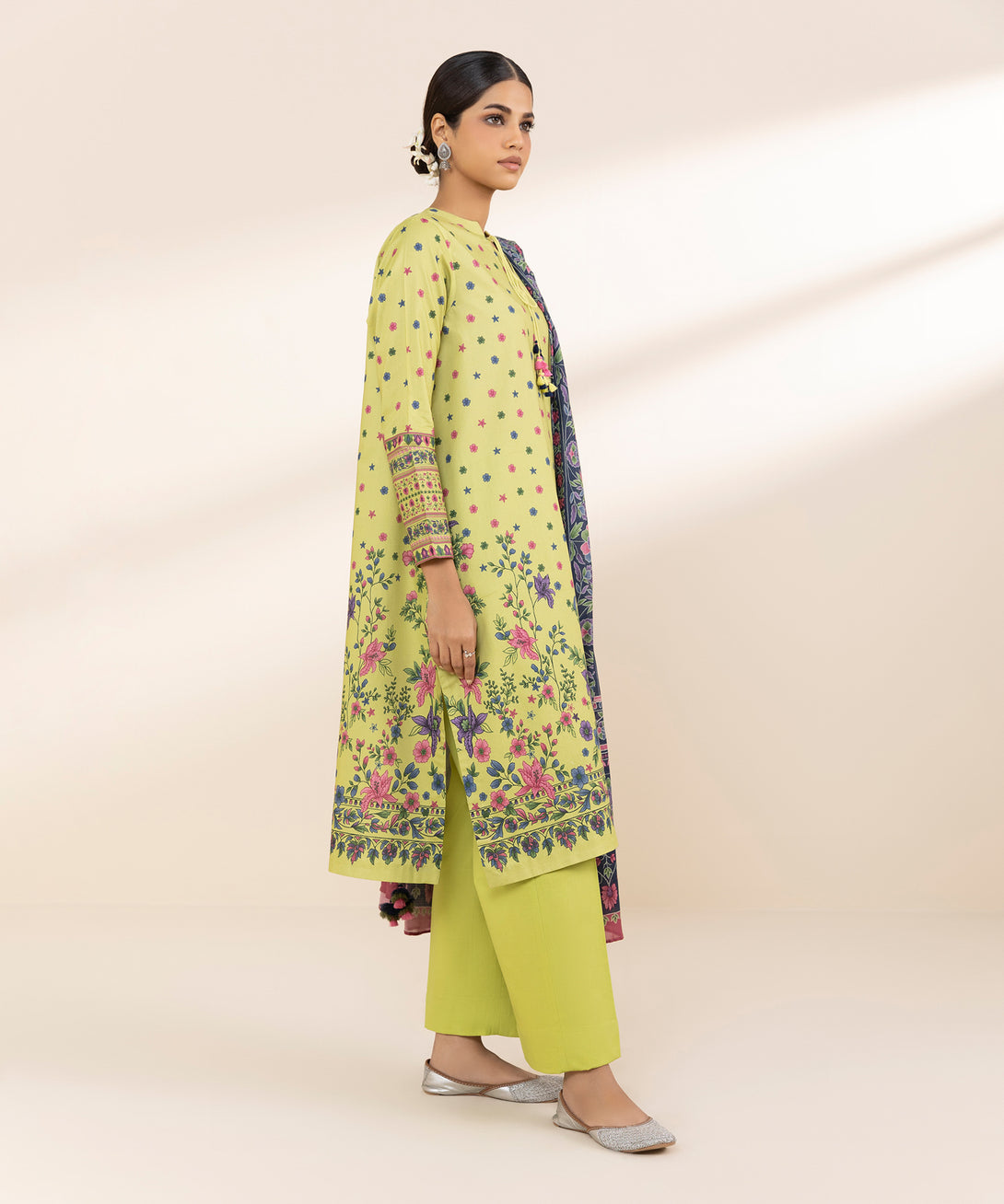 Women's Unstitched Lawn Printed Multi 3 Piece Suit
