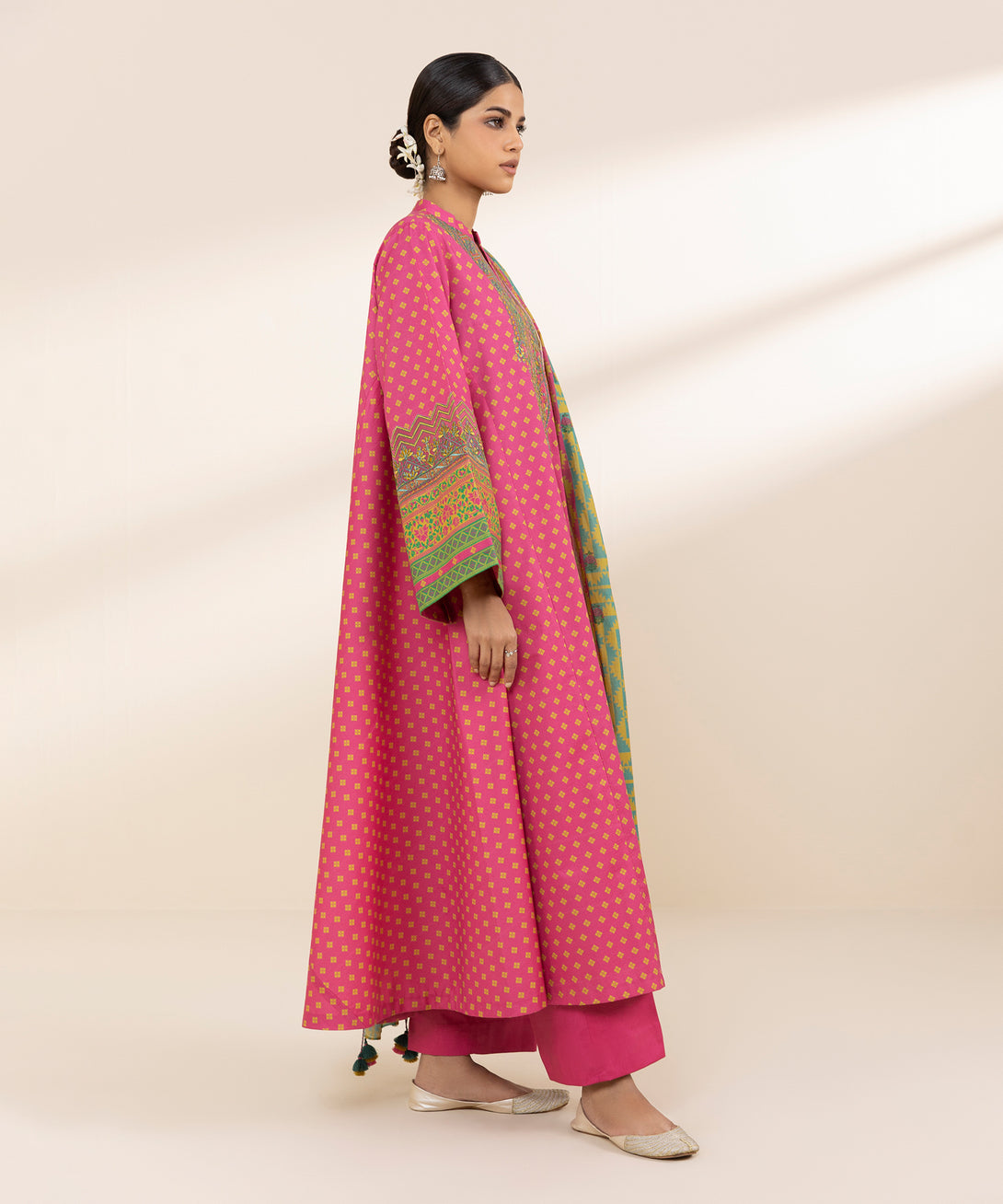 Women's Unstitched Lawn Embroidered Pink 3 Piece Suit