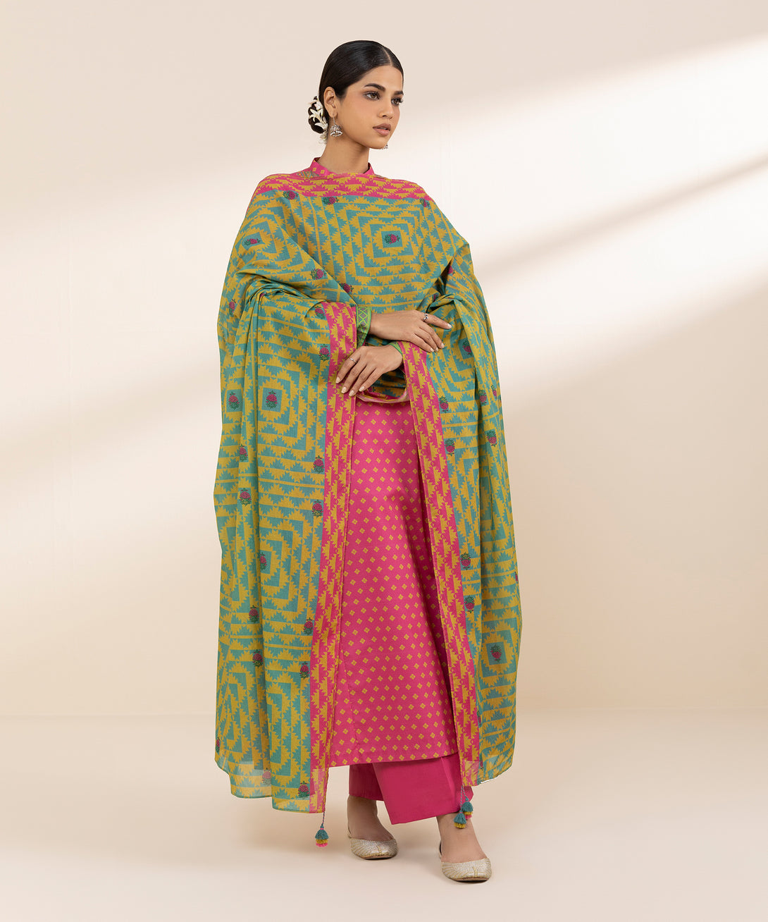 Women's Unstitched Lawn Embroidered Pink 3 Piece Suit