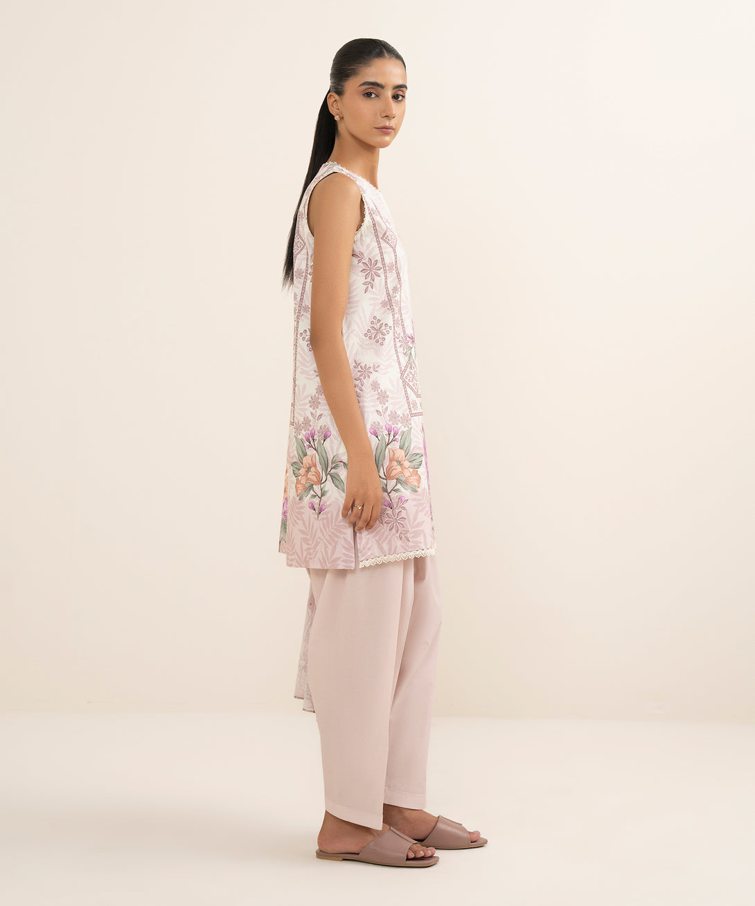 Women's Unstitched Lawn Printed Pink 3 Piece Suit
