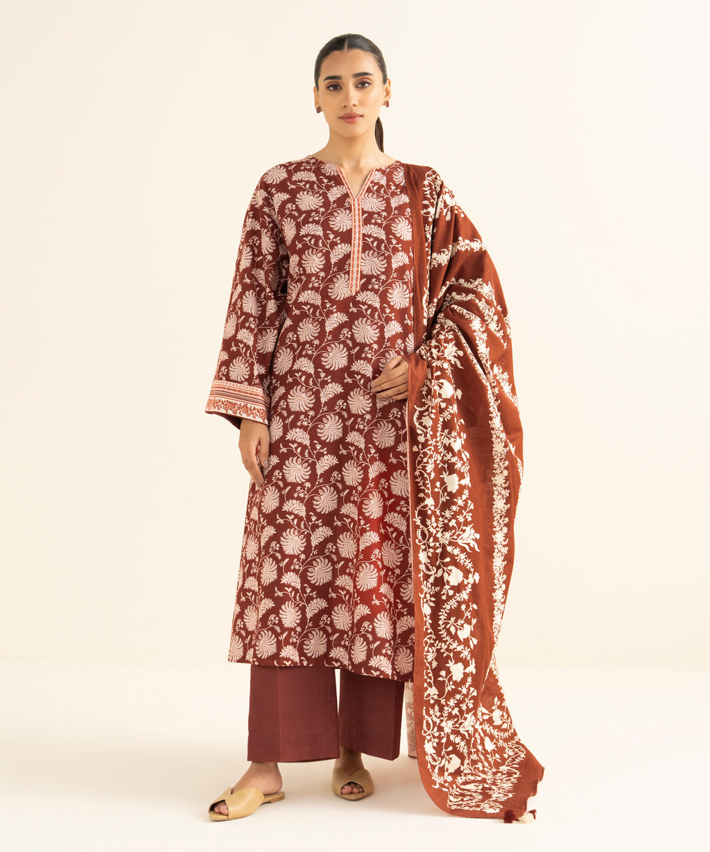 3 Piece - Printed Light Khaddar Suit
