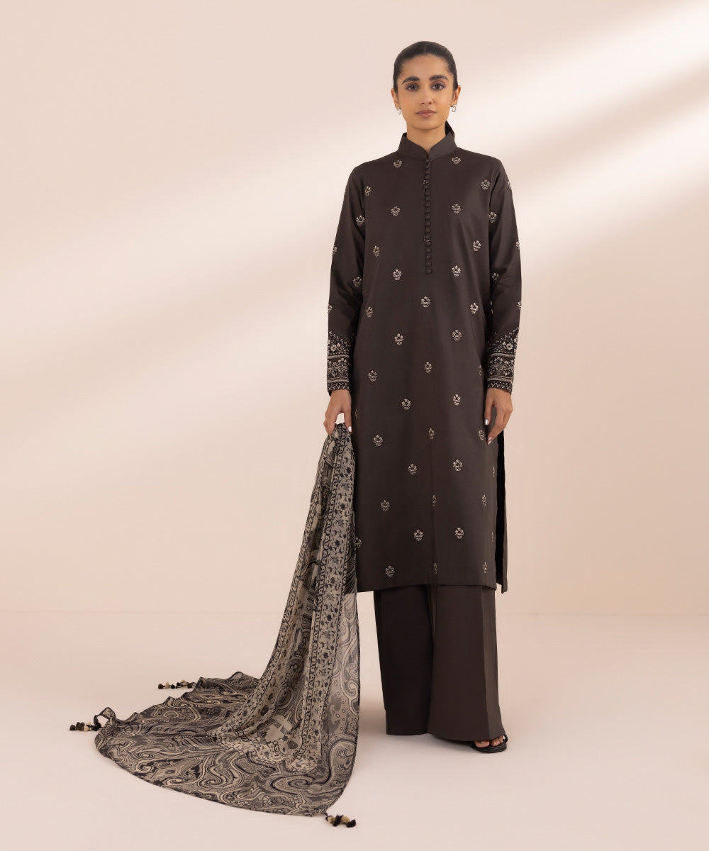 Women's Unstitched Lawn Grey Embroidered 3 Piece Suit