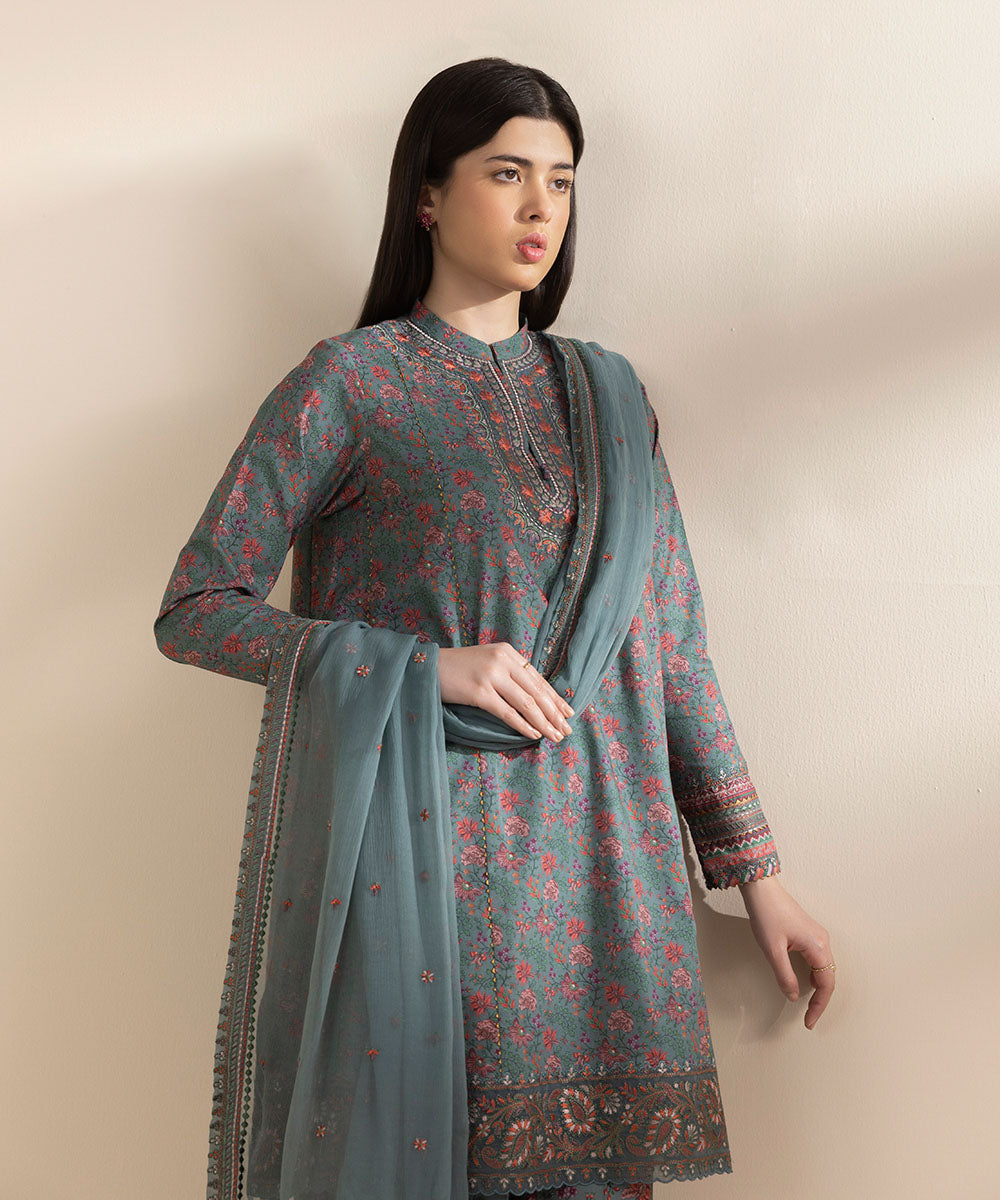 Unstitched Women's Embroidered Lawn Green Three Piece Suit 