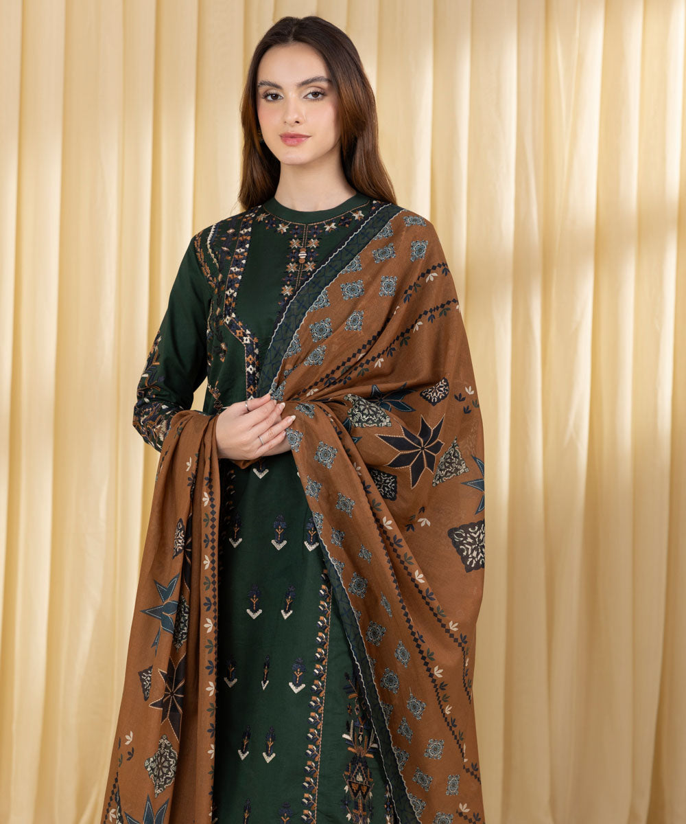 Women's Unstitched Textured Lawn Embroidered Green 3 Piece Suit