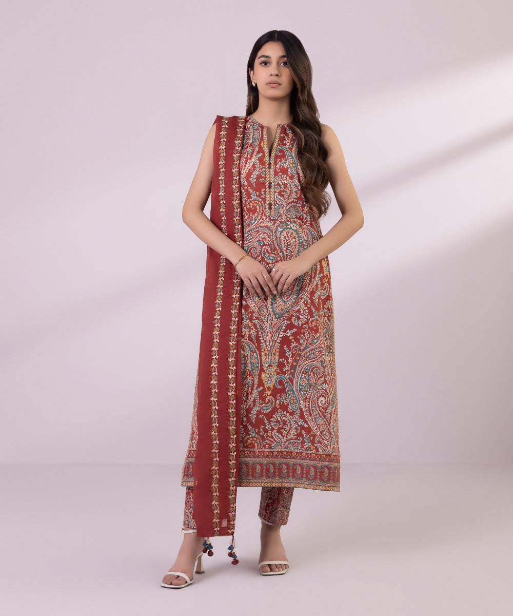 Women's Unstitched Lawn Embroidered Maroon 3 Piece Suit