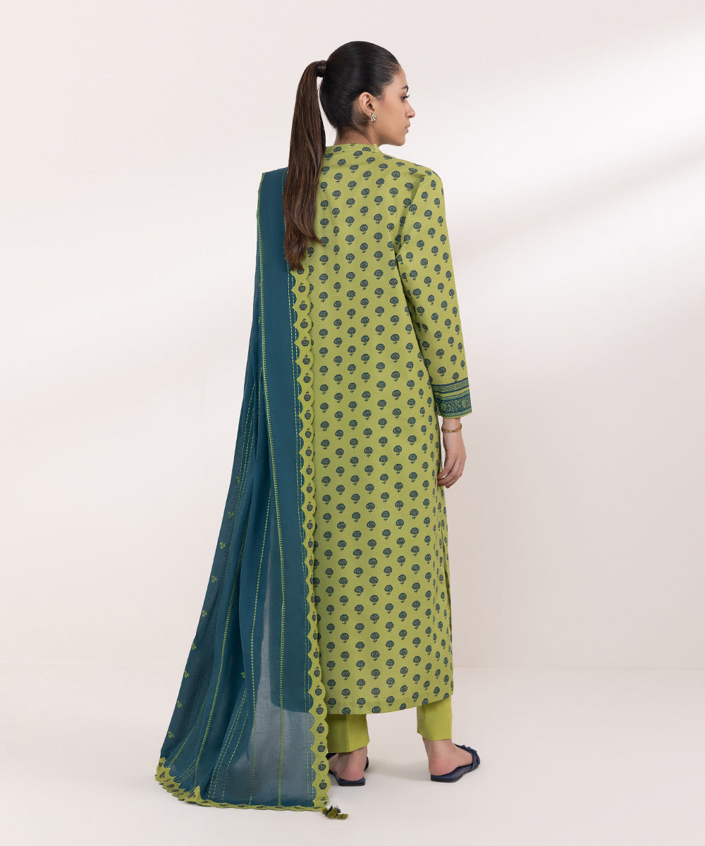 Women's Unstitched Lawn Embroidered Green 3 Piece Suit