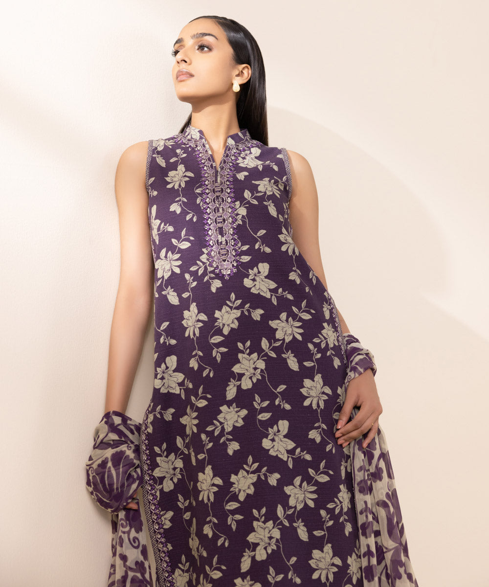 Women's Unstitched Light Khaddar Purple Embroidered 3 Piece Suit 