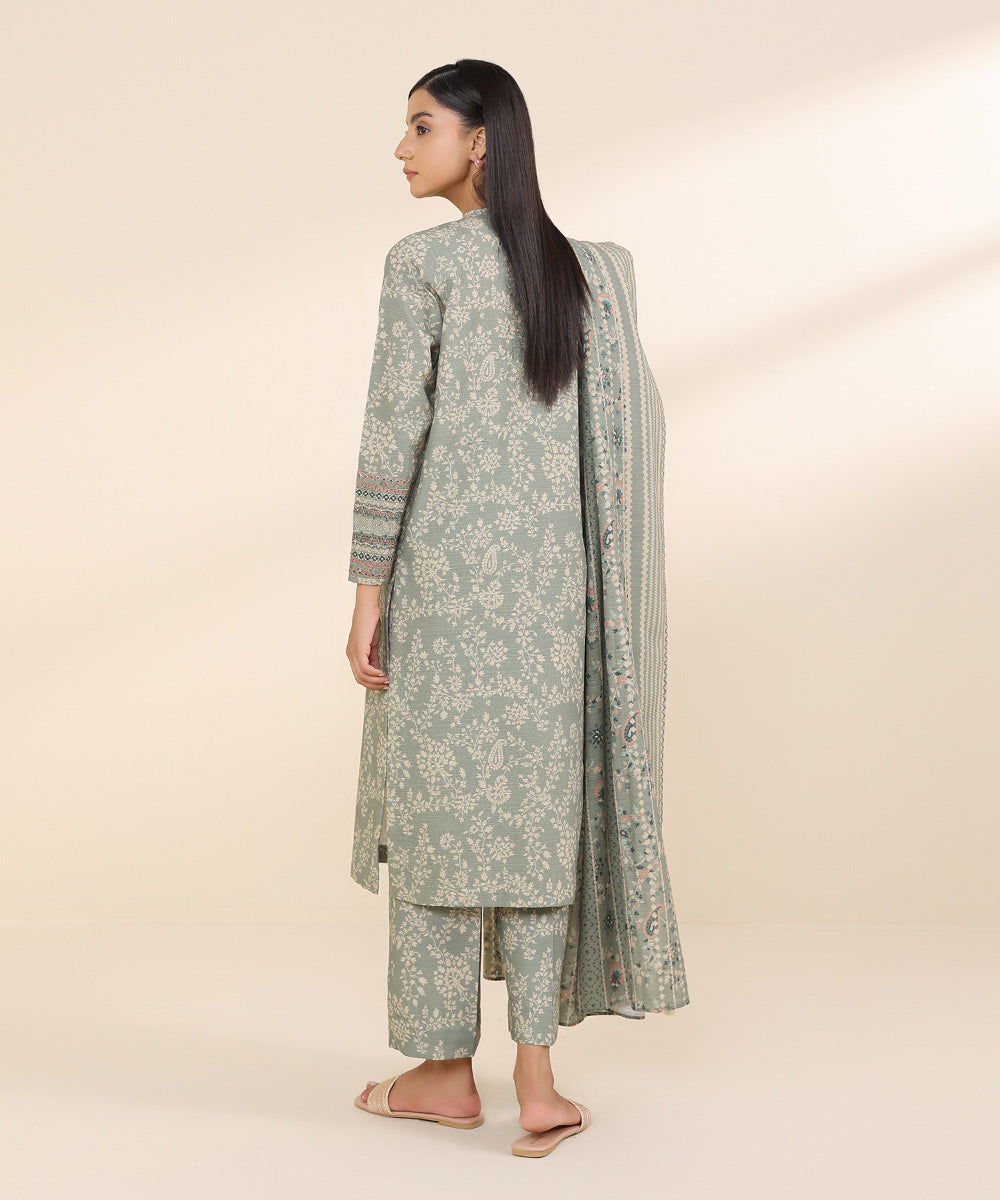 Women's Unstitched Light Khaddar Grey Embroidered 3 Piece Suit