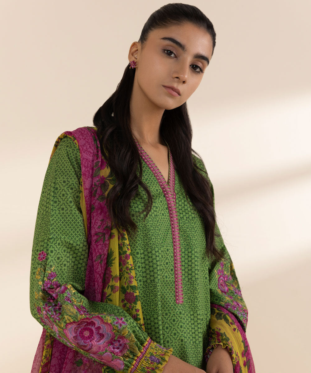 Women's Unstitched Lawn Embroidered Green 3 Piece Suit