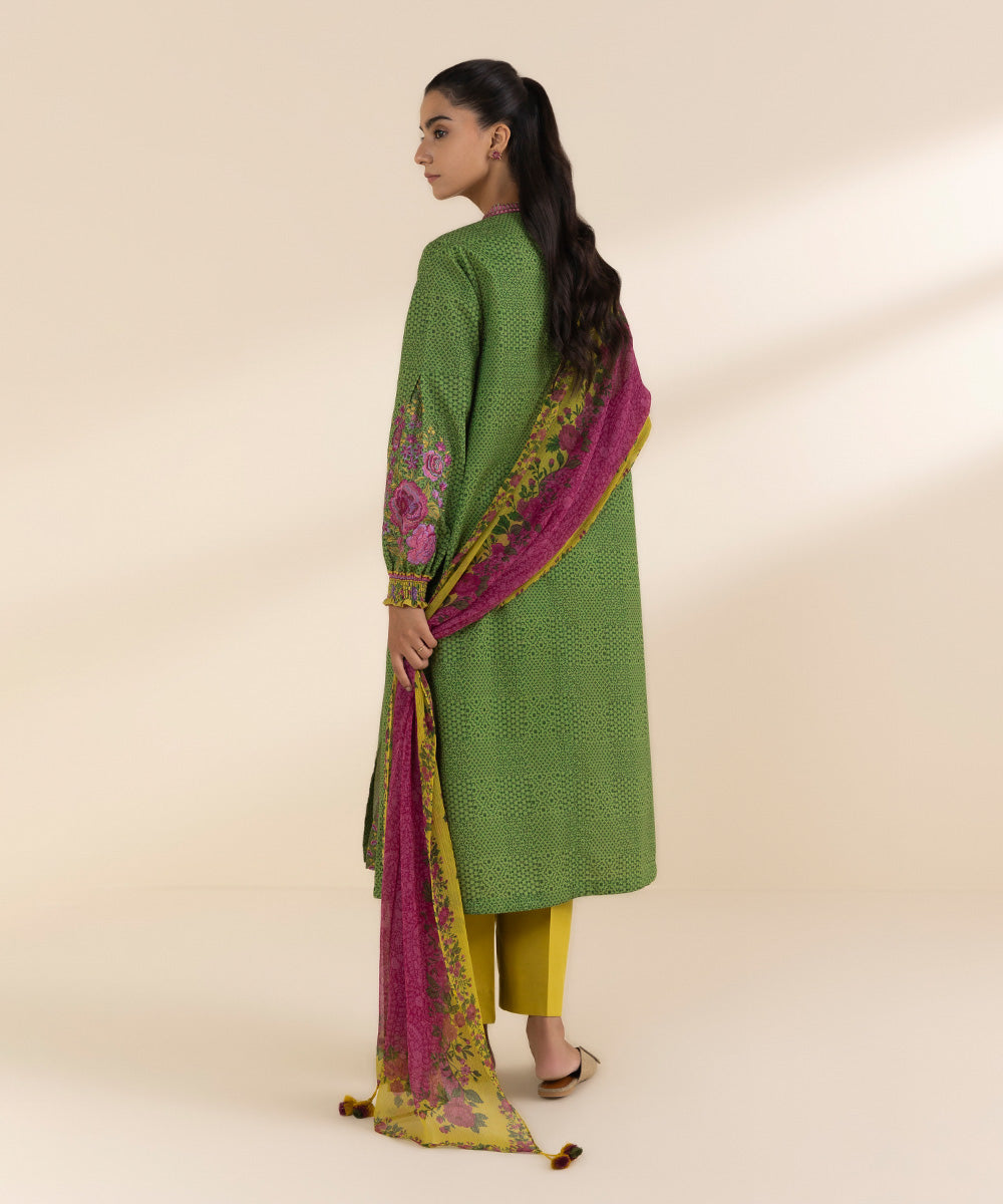 Women's Unstitched Lawn Embroidered Green 3 Piece Suit