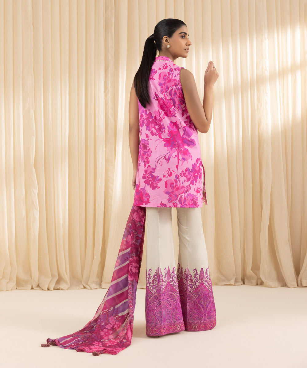 Unstitched Women's Embroidered Lawn Pink Three Piece Suit 