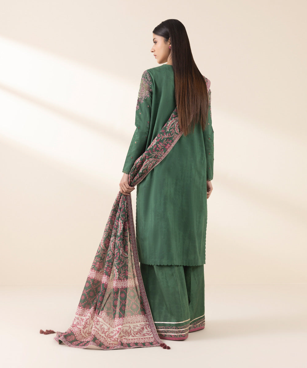 Unstitched Women's Embroidered Lawn Green Three Piece Suit 