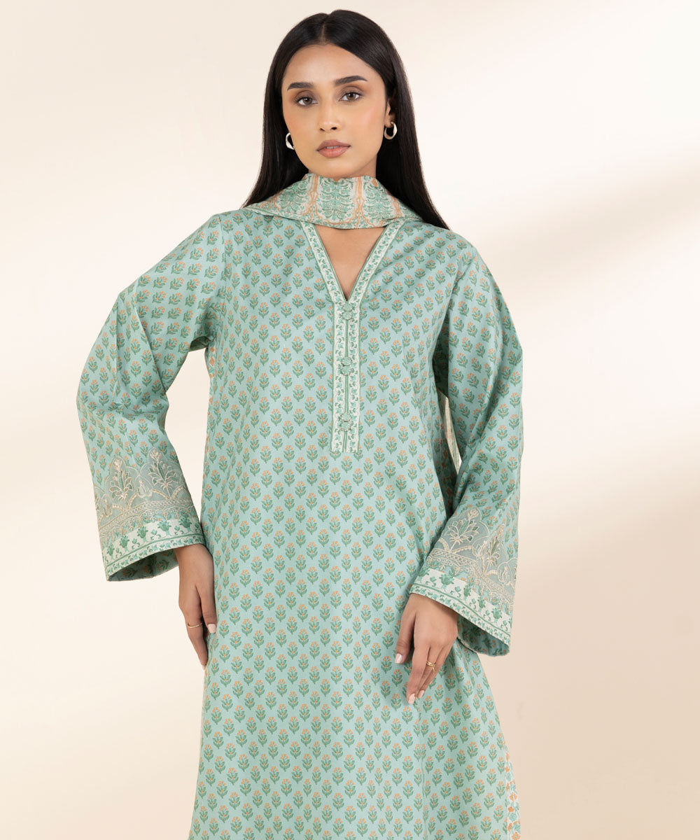 Unstitched Women's Embroidered Lawn Green 3 Piece Suit