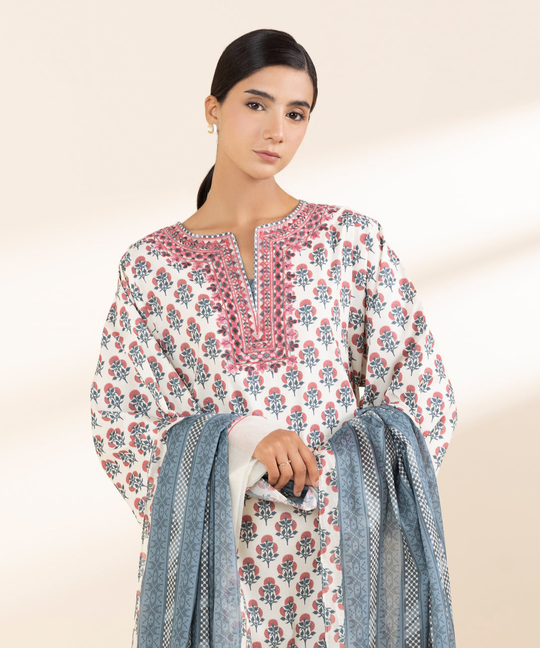 Women's Unstitched Lawn Embroidered Multi 3 Piece Suit