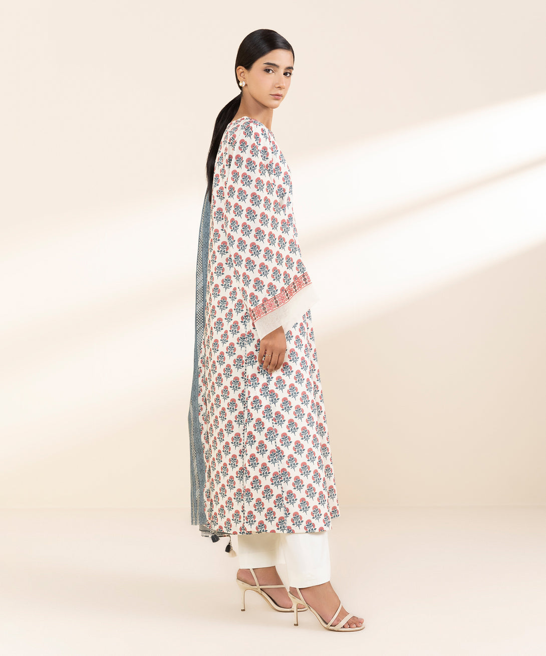 Women's Unstitched Lawn Embroidered Multi 3 Piece Suit