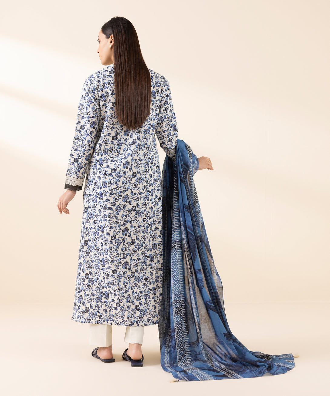 Women's Unstitched Lawn Embroidered Blue 3 Piece Suit