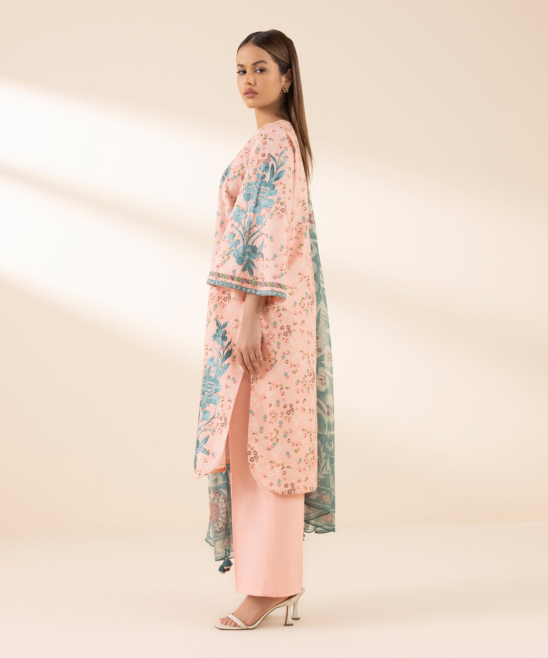 Women's Unstitched Textured Lawn Embroidered Pink 3 Piece Suit