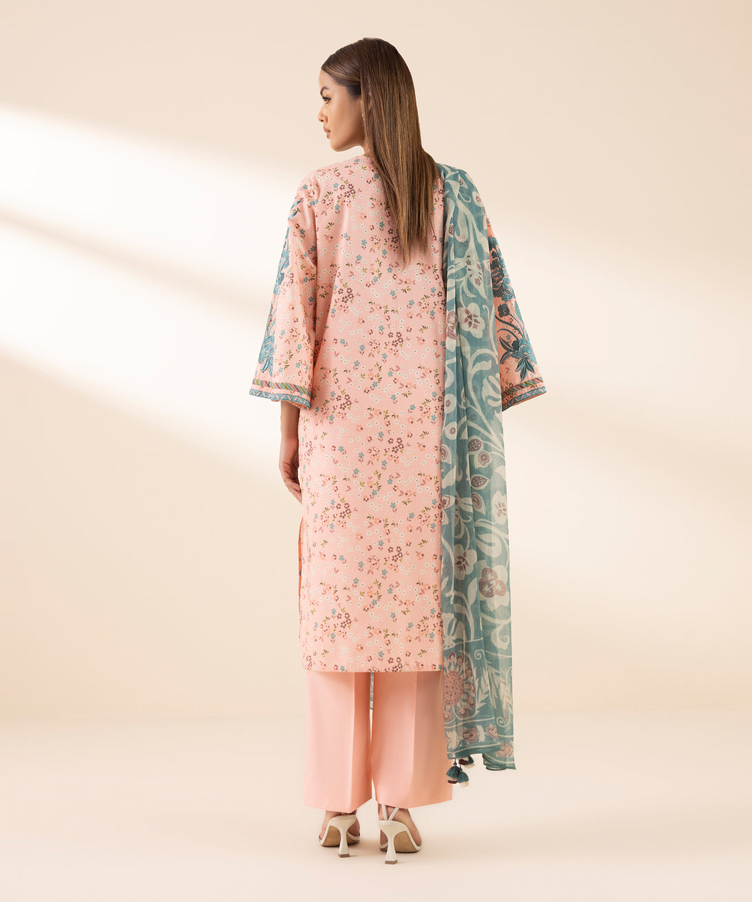 Women's Unstitched Textured Lawn Embroidered Pink 3 Piece Suit