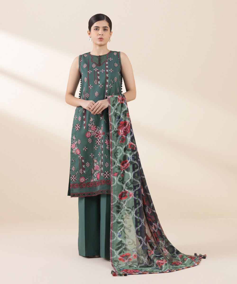 Unstitched Women's Green Lawn Embroidered 3 Piece Suit 