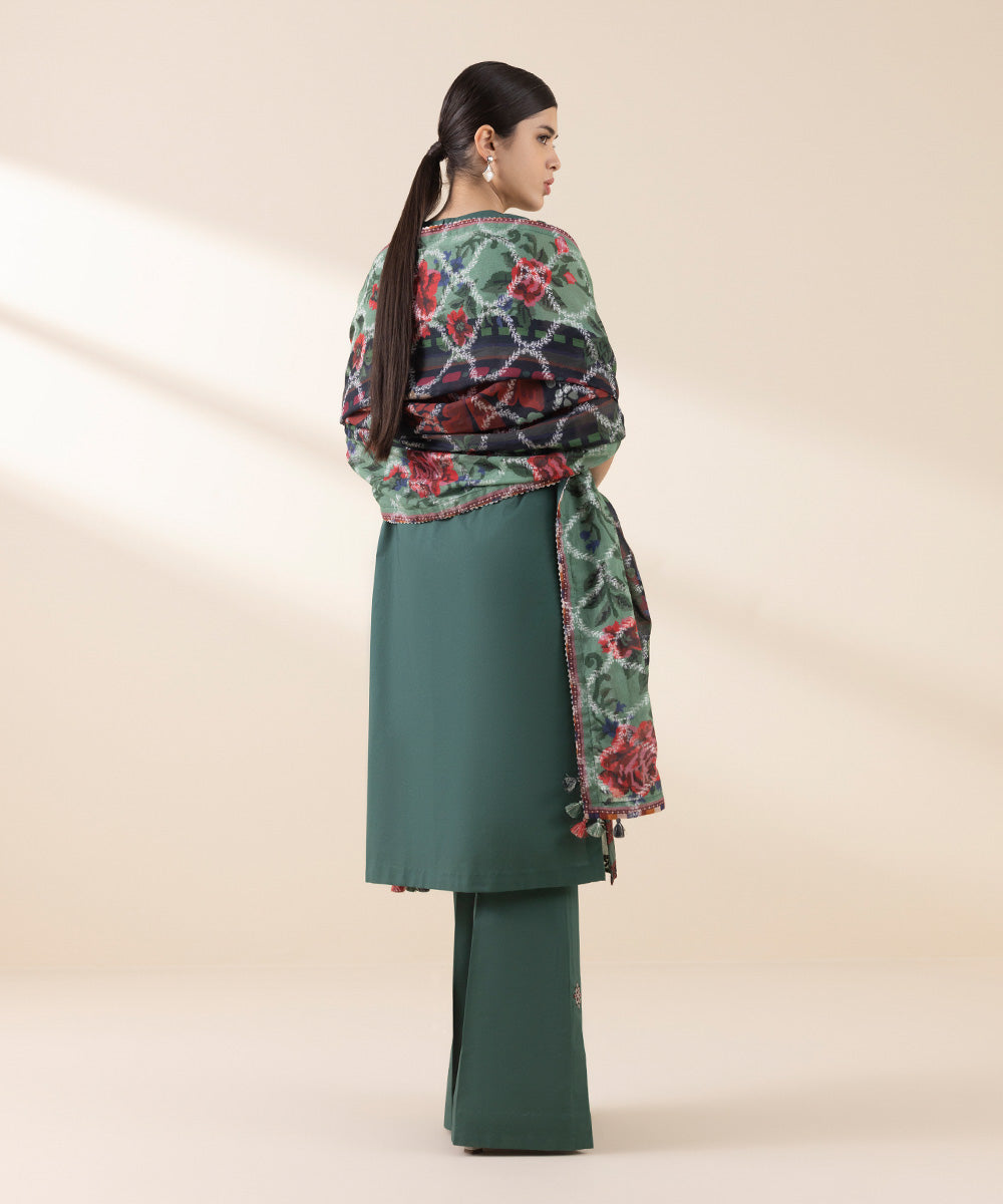 Unstitched Women's Green Lawn Embroidered 3 Piece Suit 